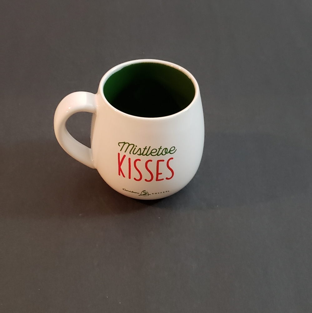 Caribou Coffee Mistletoe Kisses Mug 2018 - Picture 3 of 10